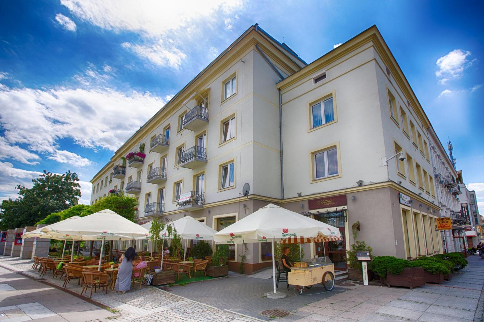 Apartamenty Sienkiewicza - Bezplatny Parking, Centrum, Park, Fv Kielce Eksteriør bilde
