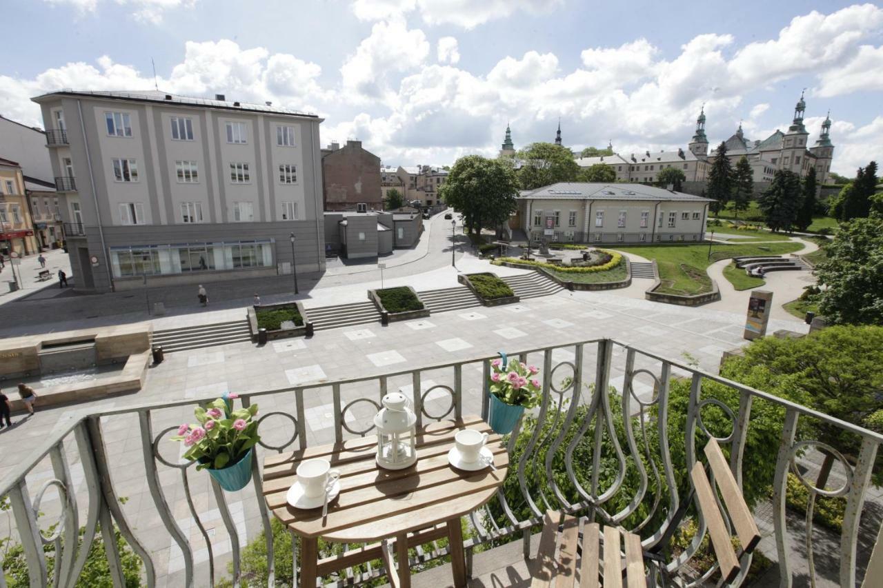 Apartamenty Sienkiewicza - Bezplatny Parking, Centrum, Park, Fv Kielce Eksteriør bilde