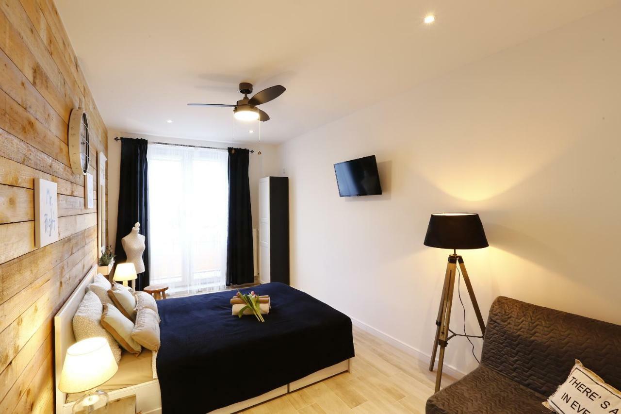 Apartamenty Sienkiewicza - Bezplatny Parking, Centrum, Park, Fv Kielce Eksteriør bilde